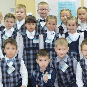Класс в школьной форме: Школа № 7, 7 «А» класс, Ижевск